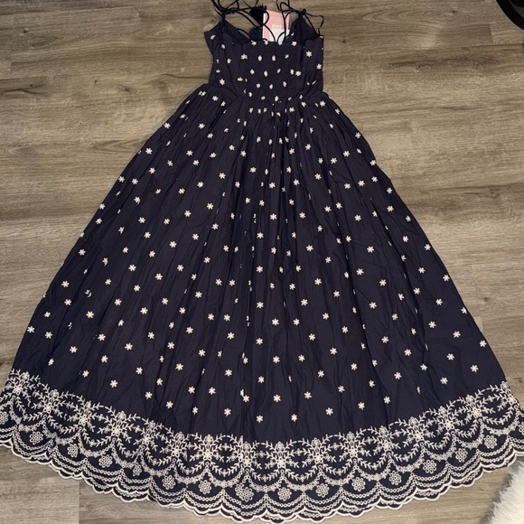 En Saison Nara cotton Embroidered tie strap midi dress - Picture 9 of 15